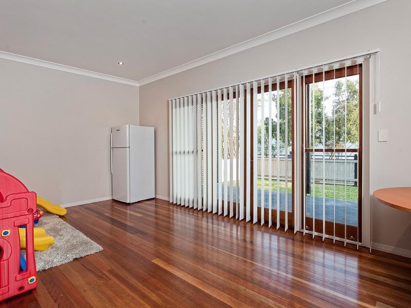 17 Lambert Street, Gordon Park QLD 4031