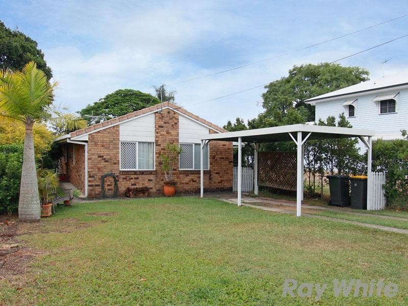 38 Seventh Avenue, Kedron QLD 4031