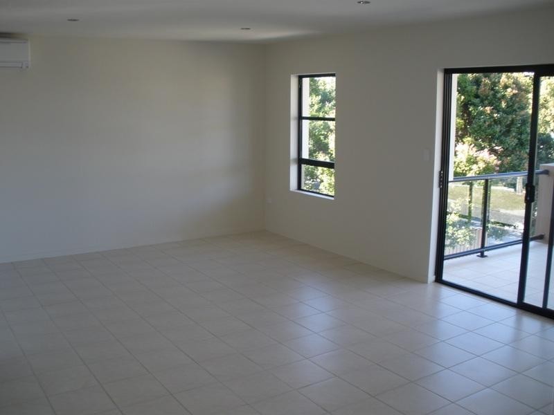 1/19 Grasspan, Zillmere QLD 4034