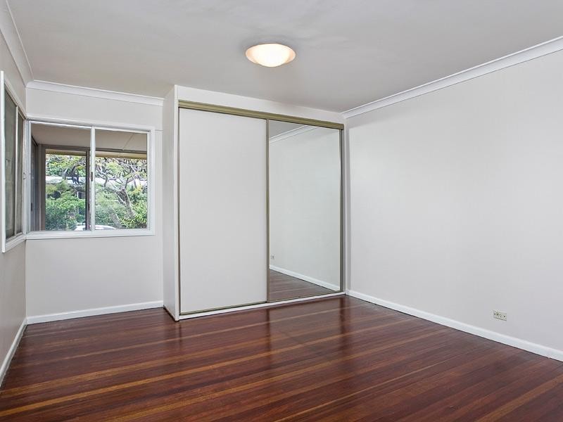 19 Chingford Street, Chermside West QLD 4032