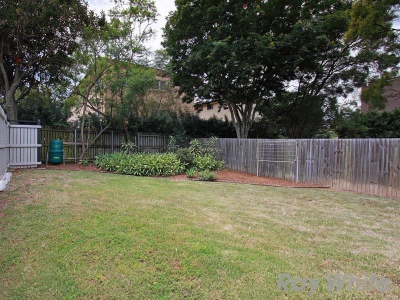 17 Lambert Street, Gordon Park QLD 4031