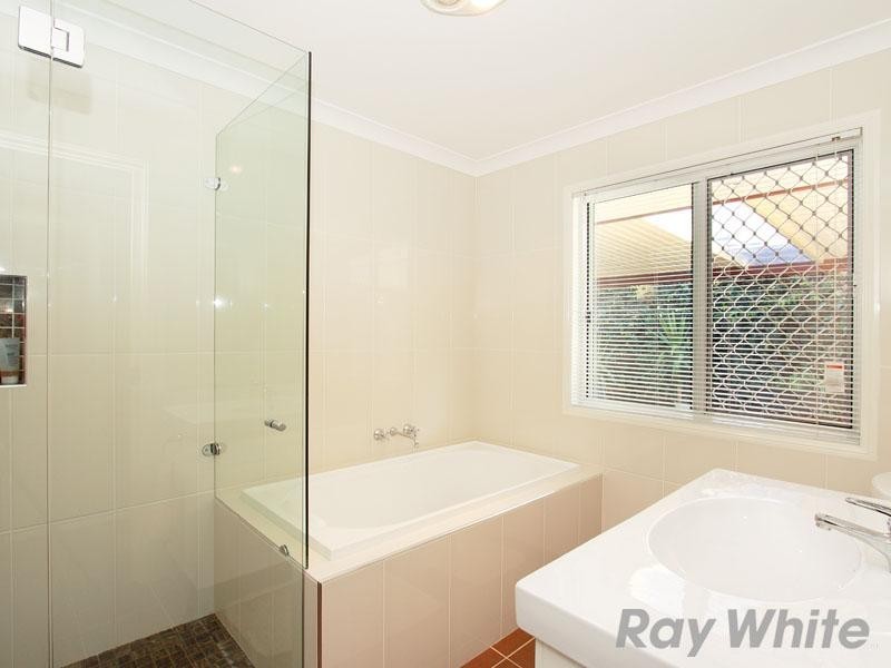 1 Sambar Close, Chermside West QLD 4032