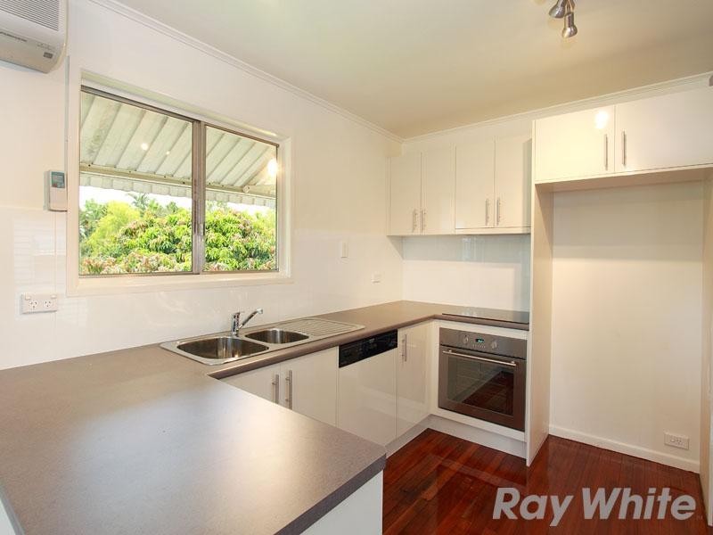 17 Kemble Street, Clayfield QLD 4011