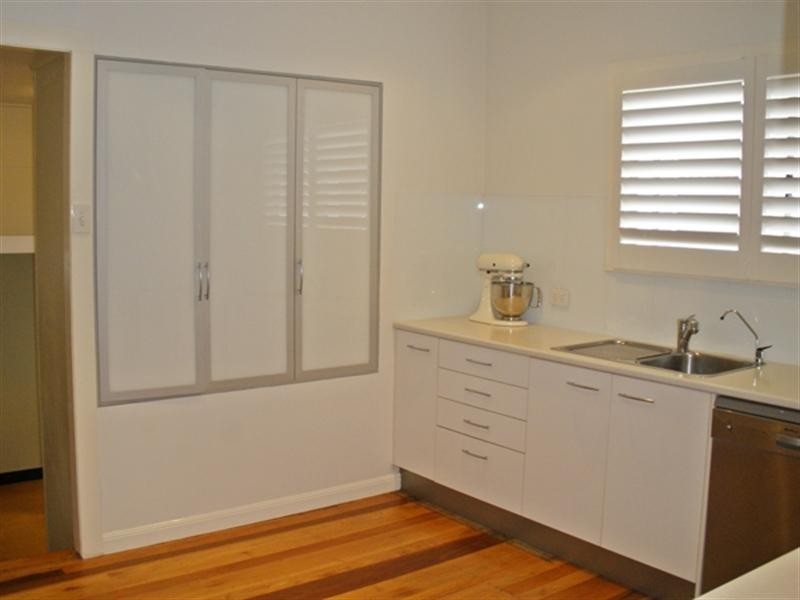 75 Reuben Street, Stafford QLD 4053