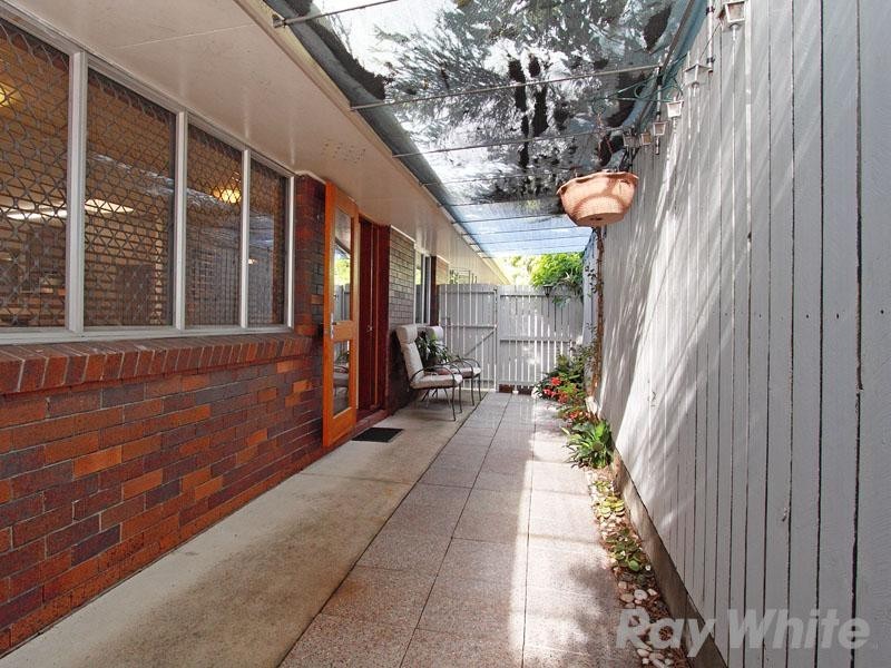 6 Traves Street, Chermside West QLD 4032