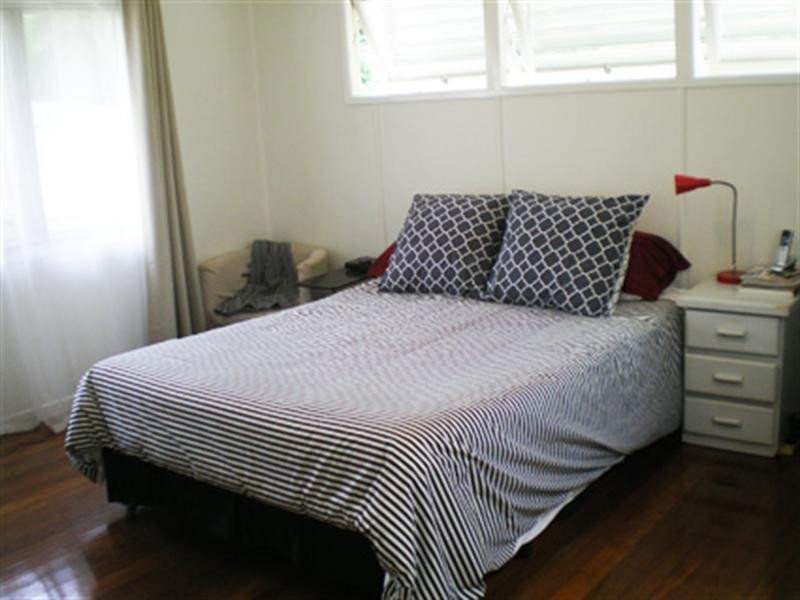 338 Webster Road, Stafford Heights QLD 4053