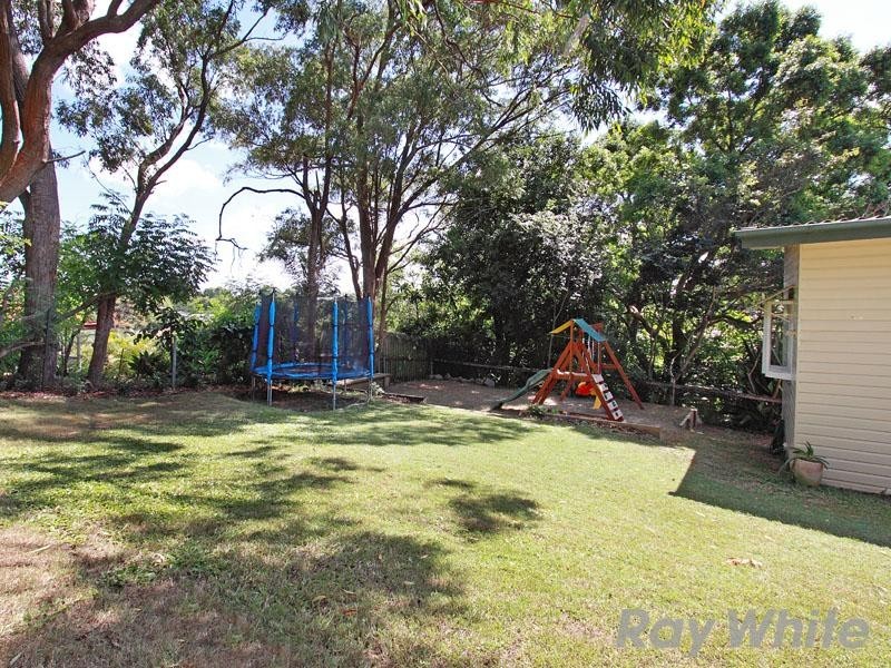 14 Mumbil Street, Stafford Heights QLD 4053
