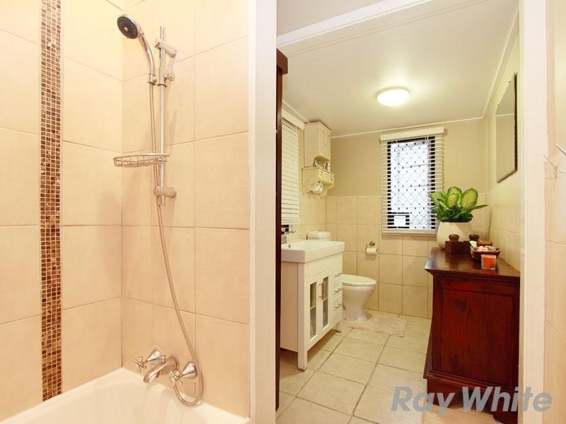 26 Palomar Parade, Wavell Heights QLD 4012