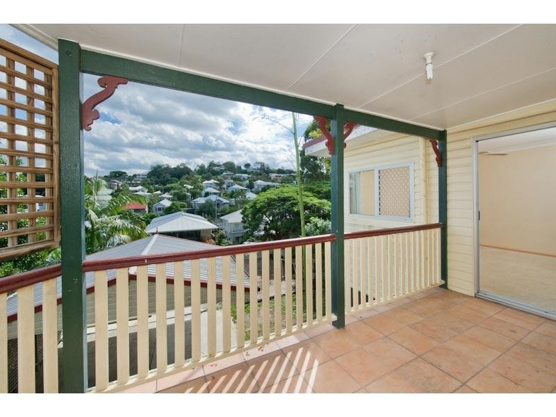 30 Lamont Road, Wilston QLD 4051