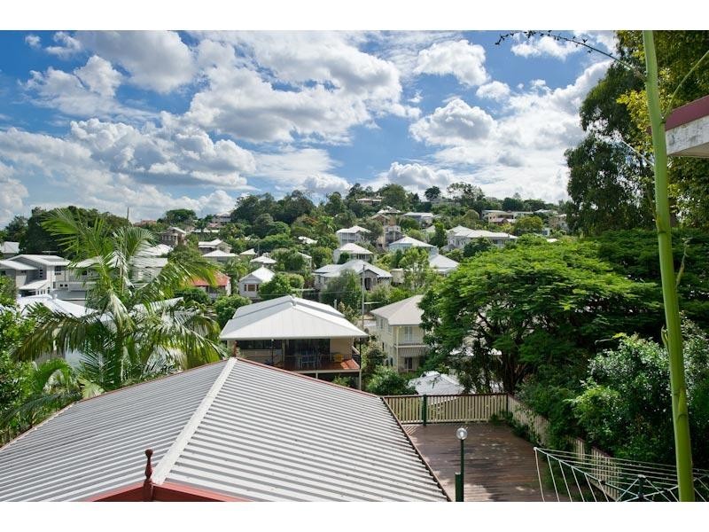 30 Lamont Road, Wilston QLD 4051