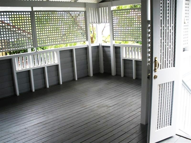 12 Grays Road, Gaythorne QLD 4051