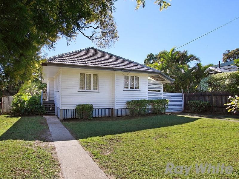 21 Vaucluse Street, Wavell Heights QLD 4012