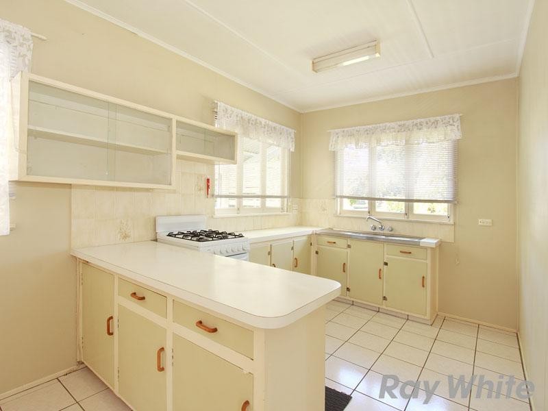 21 Vaucluse Street, Wavell Heights QLD 4012