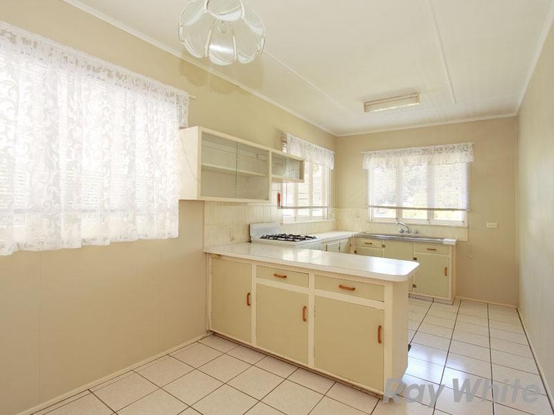 21 Vaucluse Street, Wavell Heights QLD 4012