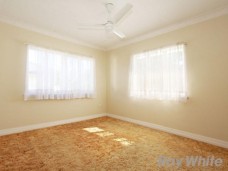 21 Vaucluse Street, Wavell Heights QLD 4012