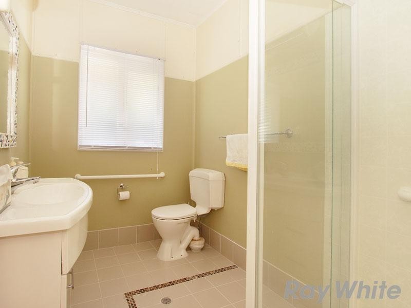 21 Vaucluse Street, Wavell Heights QLD 4012