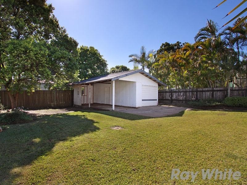 21 Vaucluse Street, Wavell Heights QLD 4012