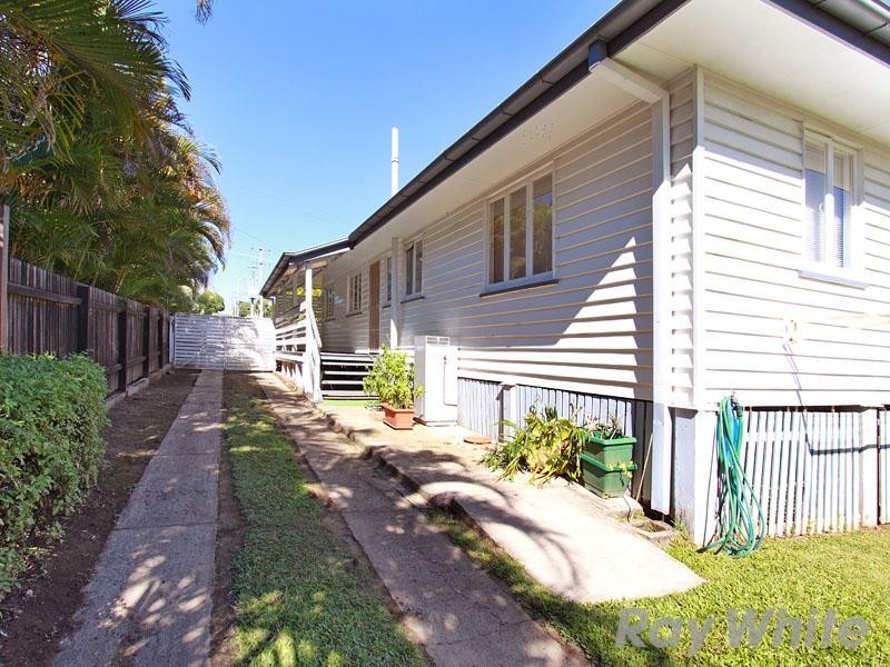21 Vaucluse Street, Wavell Heights QLD 4012