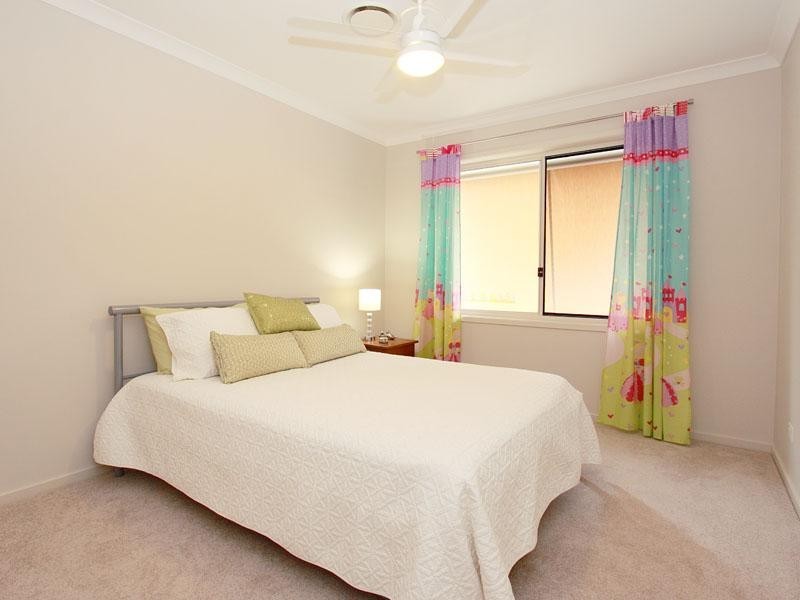 36 Sugarloaf Street, Wavell Heights QLD 4012