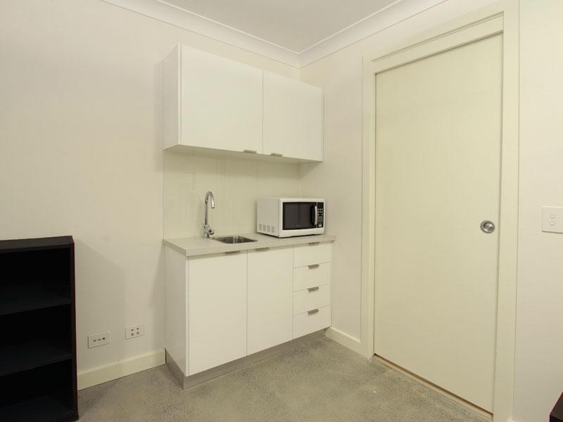 31 Crown Street, Bardon QLD 4065