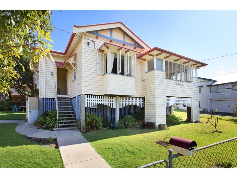 12 Gunner Street, Kedron QLD 4031