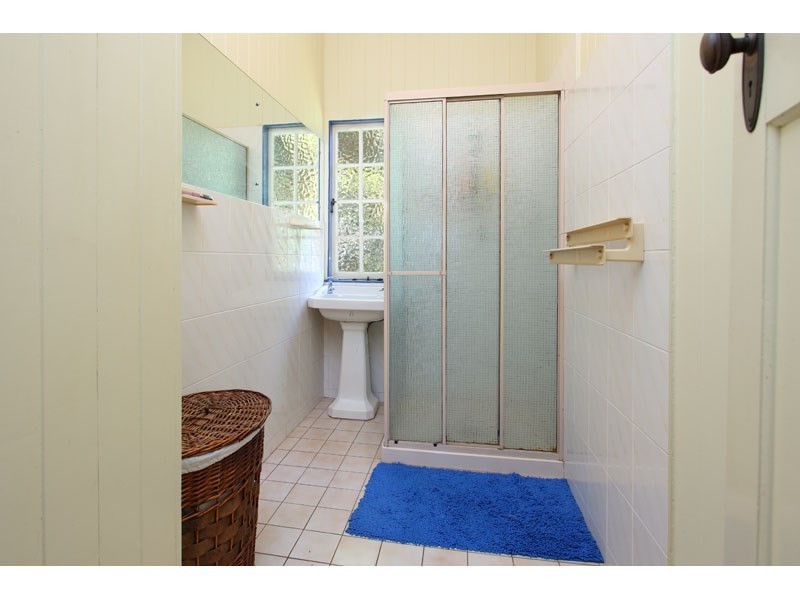 12 Gunner Street, Kedron QLD 4031