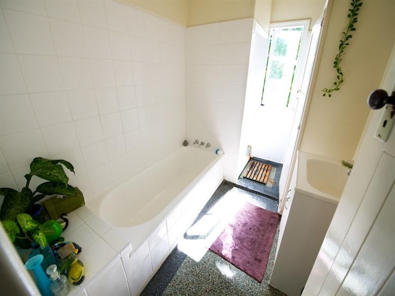 245 Days Road, Grange QLD 4051