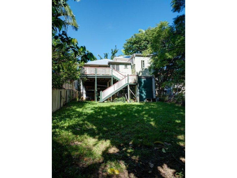 245 Days Road, Grange QLD 4051