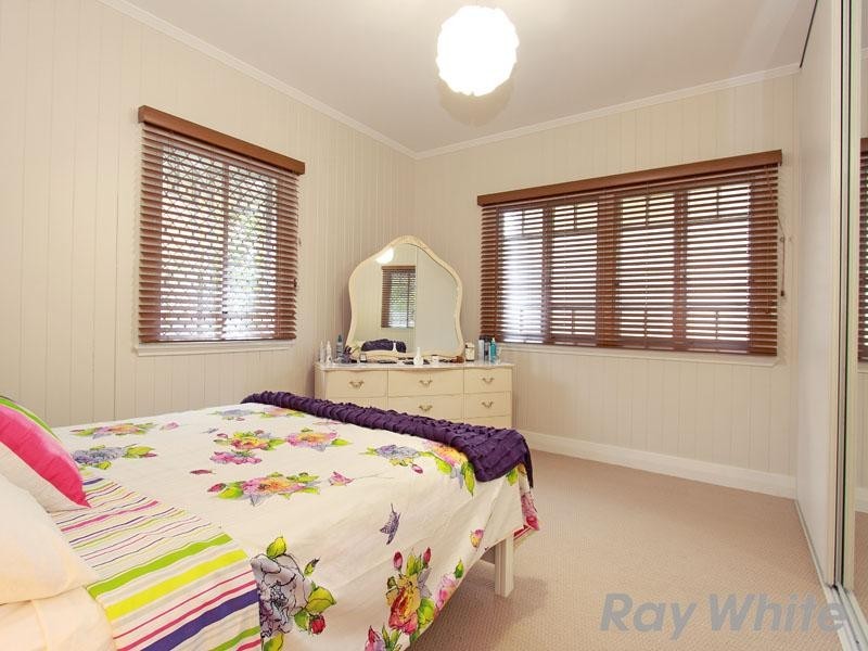 52 Richmond Street, Gordon Park QLD 4031