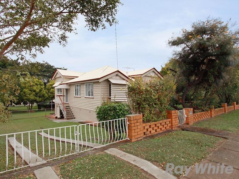 52 Richmond Street, Gordon Park QLD 4031