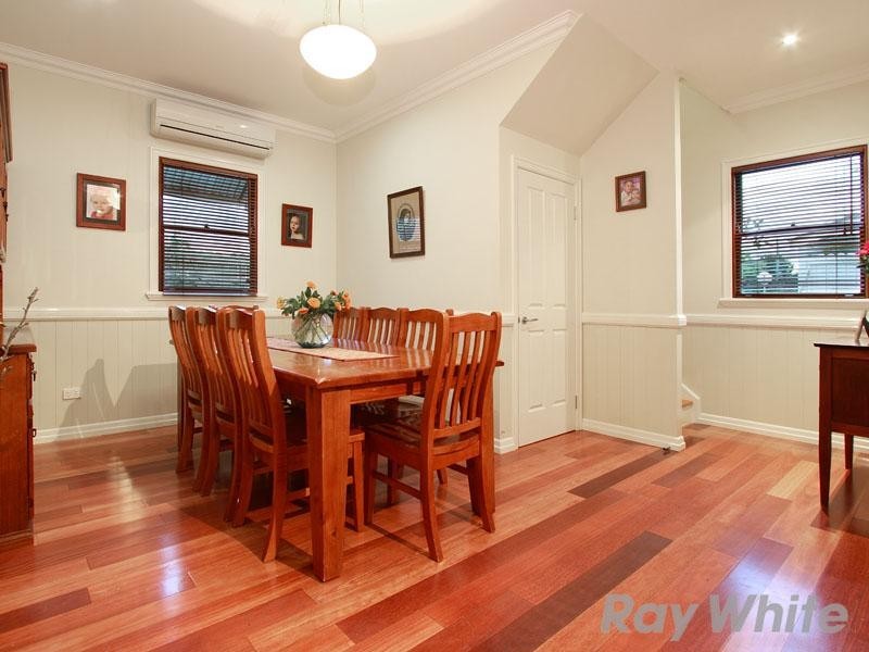 35 Eleventh Avenue, Kedron QLD 4031