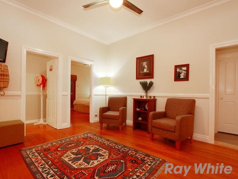 35 Eleventh Avenue, Kedron QLD 4031