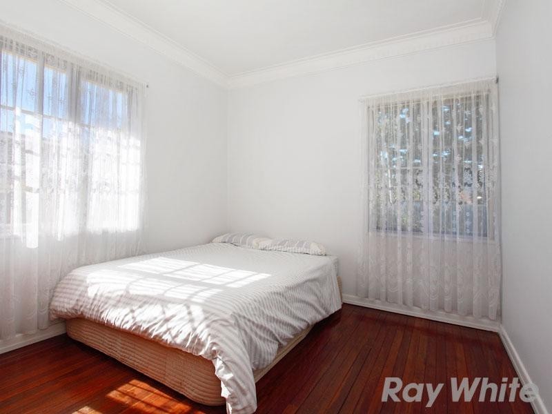 33 Beeby Street, Wavell Heights QLD 4012