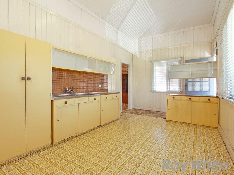 60 Grange Road, Grange QLD 4051