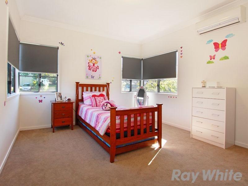 7 Bayview Street, Stafford Heights QLD 4053