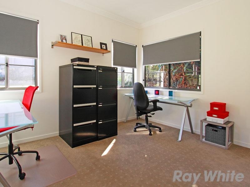 7 Bayview Street, Stafford Heights QLD 4053