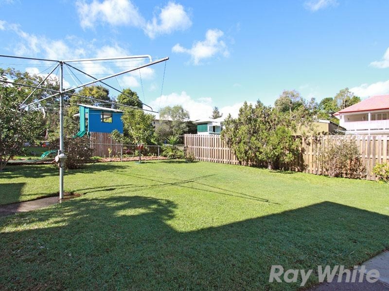 34 Burrowa Street, Stafford QLD 4053