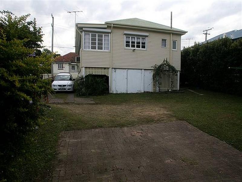 9 Parkdale Street, Kedron QLD 4031