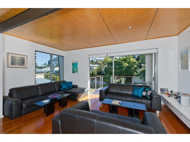 77 Gracemere Street, Newmarket QLD 4051