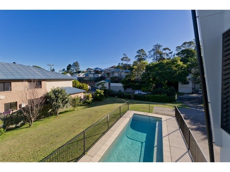 77 Gracemere Street, Newmarket QLD 4051