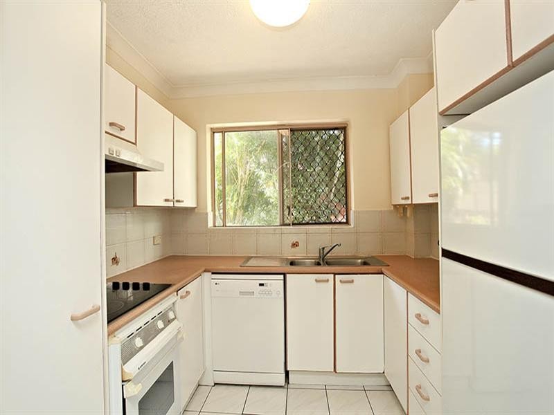 1/16 Suez Street, Gordon Park QLD 4031