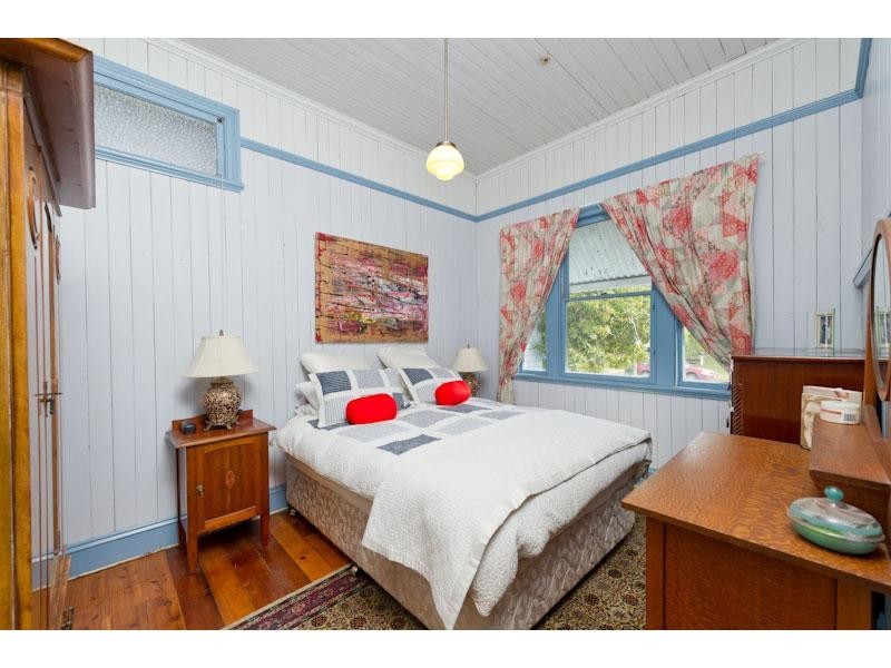 33 Swan Terrace, Windsor QLD 4030