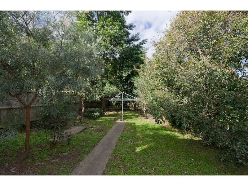 33 Swan Terrace, Windsor QLD 4030