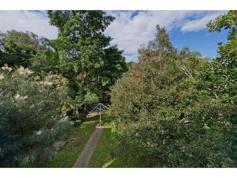 33 Swan Terrace, Windsor QLD 4030