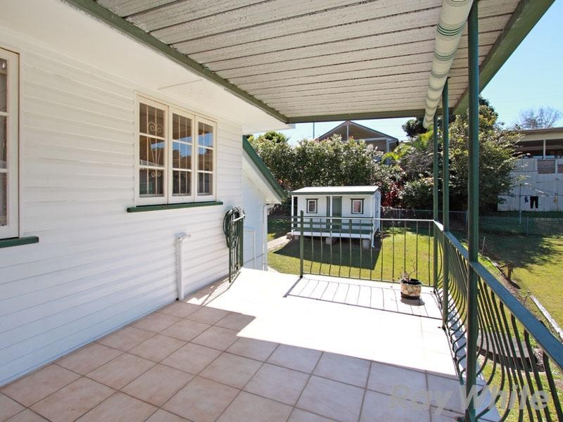 17 Allowrie Street, Stafford QLD 4053