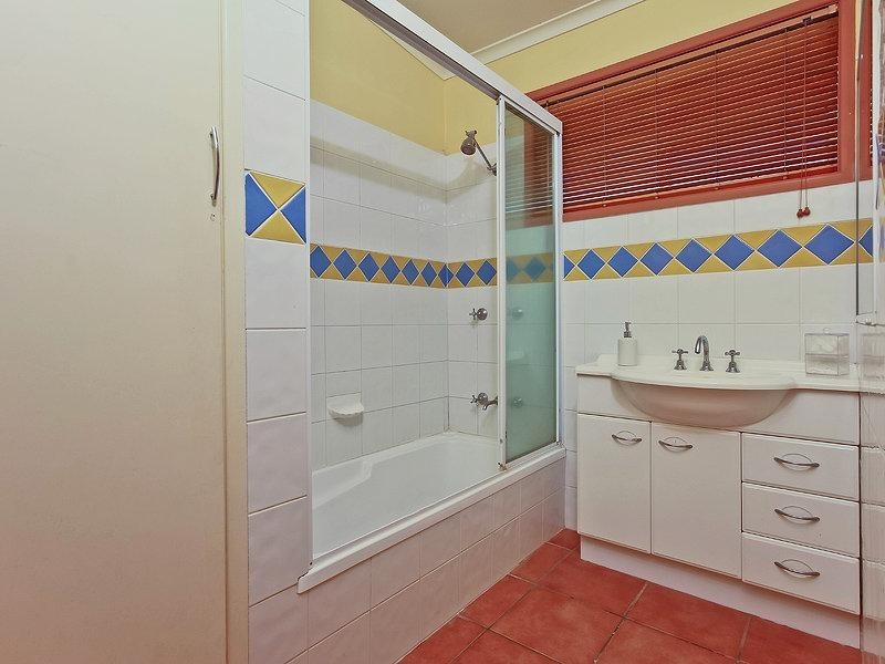 42 Kedron Street, Kedron QLD 4031