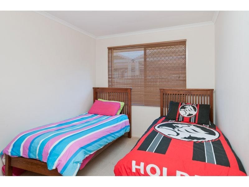 3 Crampton Court, Arana Hills QLD 4054