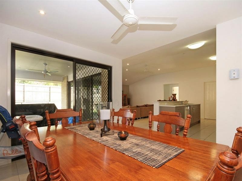 3 Tamari Place, Petrie QLD 4502