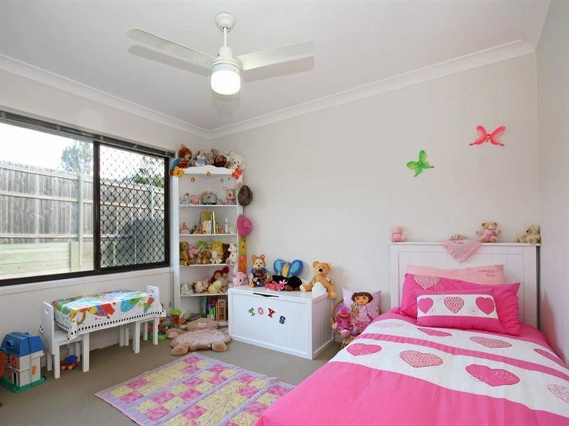 3 Tamari Place, Petrie QLD 4502