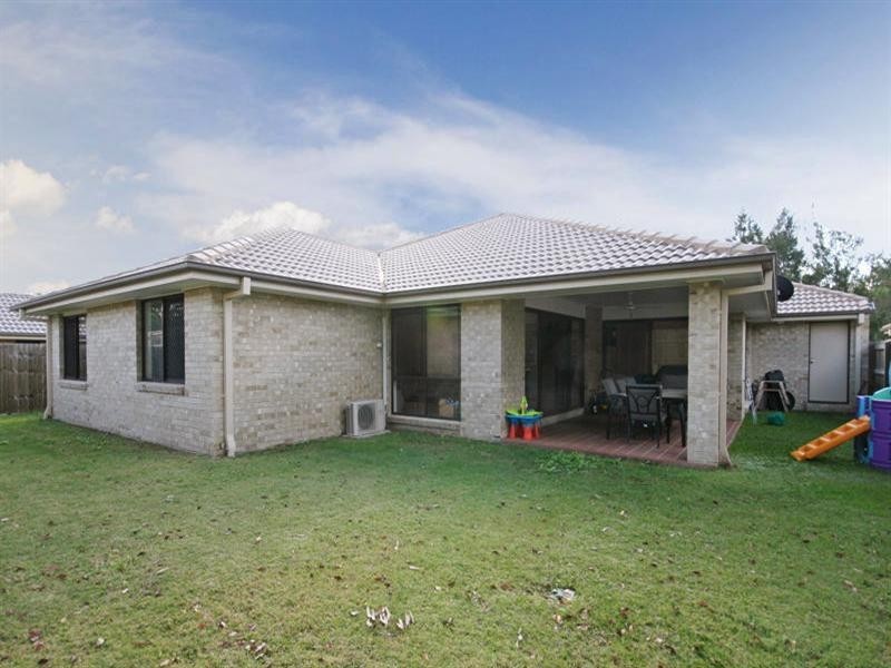 3 Tamari Place, Petrie QLD 4502